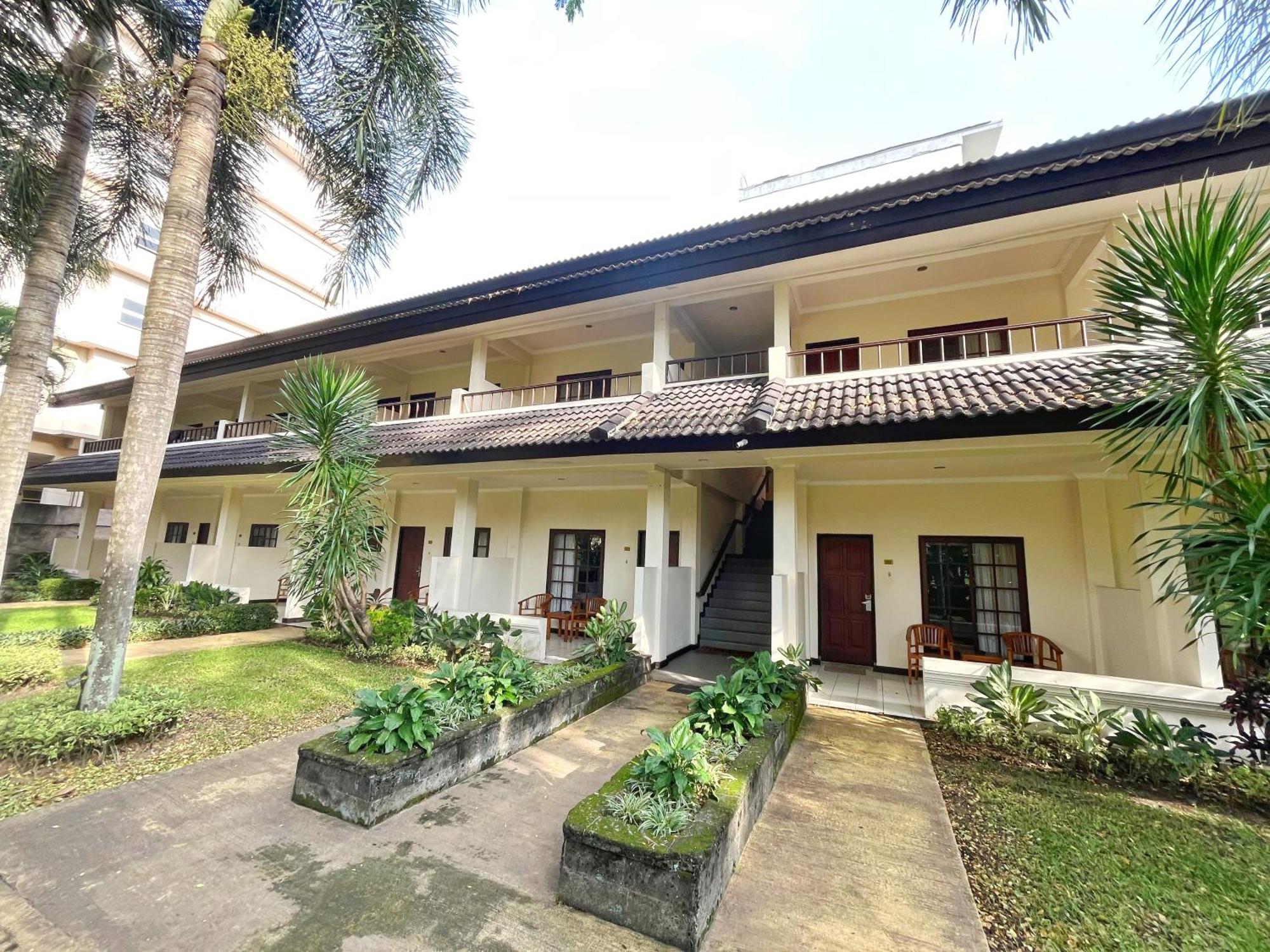 Lombok Garden Hotel Mataram Kültér fotó