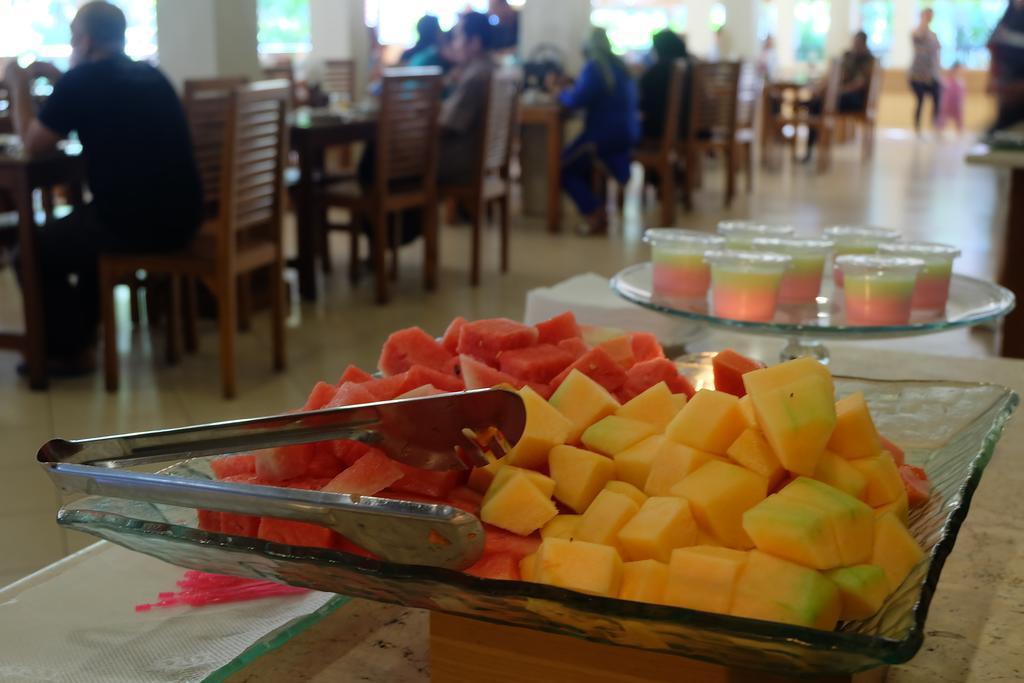 Lombok Garden Hotel Mataram Kültér fotó