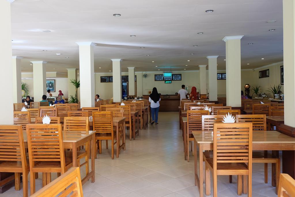 Lombok Garden Hotel Mataram Kültér fotó